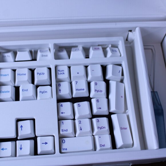 Varmilo Double Rainbow Keycap Set 108 Keys and Case - Picture 7 of 10